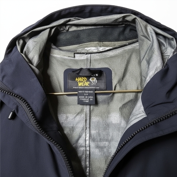 Mountain Hardwear GORE-TEX Hardshell Jacket - Picture 3 of 4